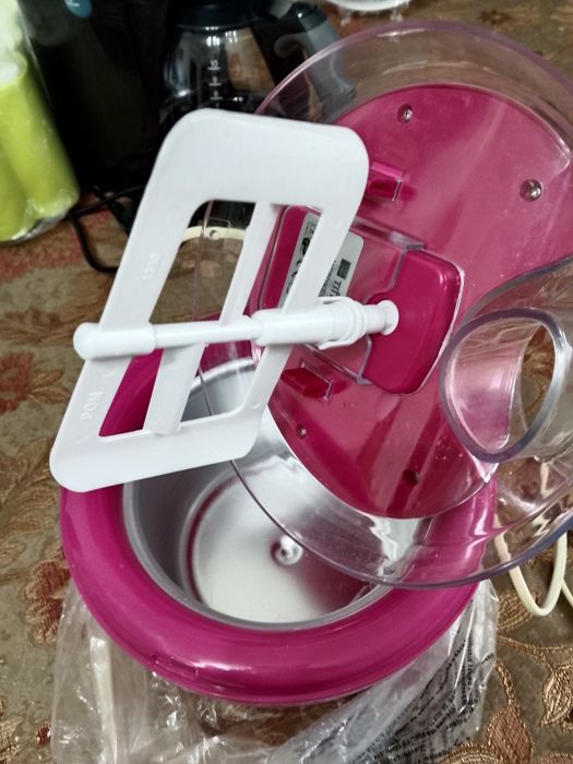 Мороженница  бу,в отличном состоянии