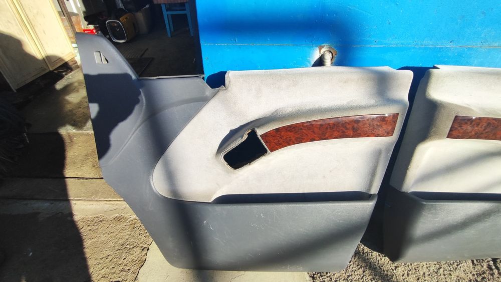 Продам общивки Мерседес Вито 638