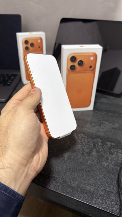 iPhone 17 Pro Orange 256GB opisaniya o’qila