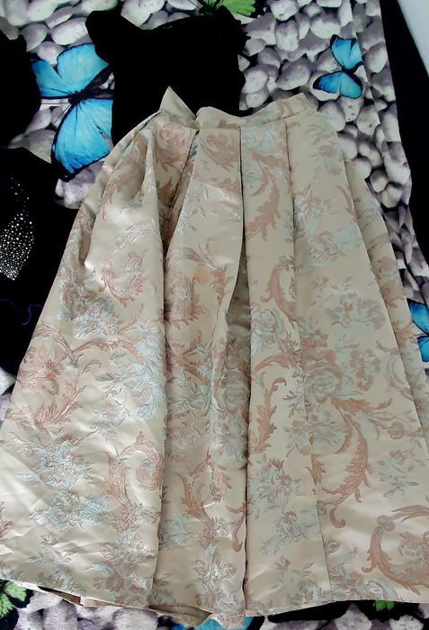 Lot rochii si bluze elegante (27 buc), marimea S