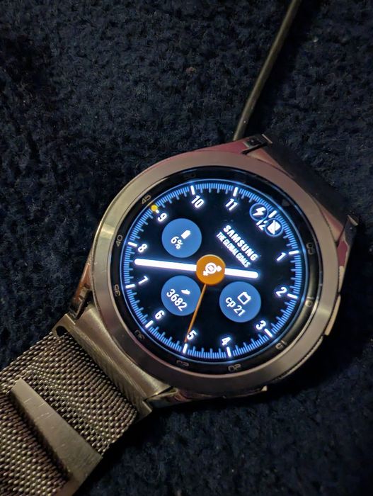 Samsung Galaxy classic 4 silver 44