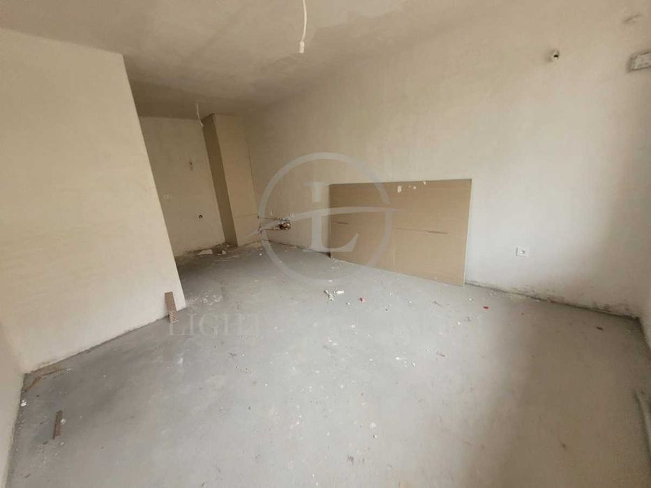 Реф. 3172 Двустаен Апартамент с АКТ 14 / Южен