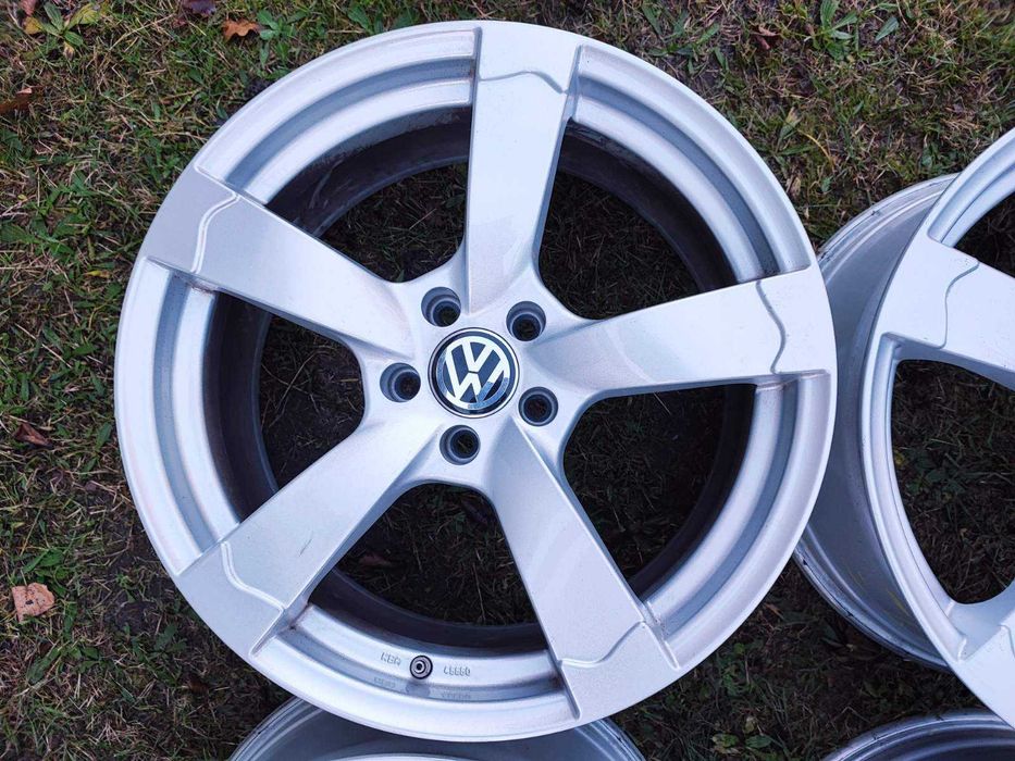 VW/Фолксваген; Audi/Ауди - 19 цола 5x112; 4 бр. лети джанти