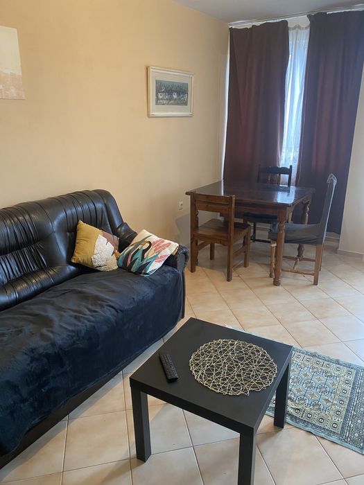 Двустаен под наем за чуждестранни студенти