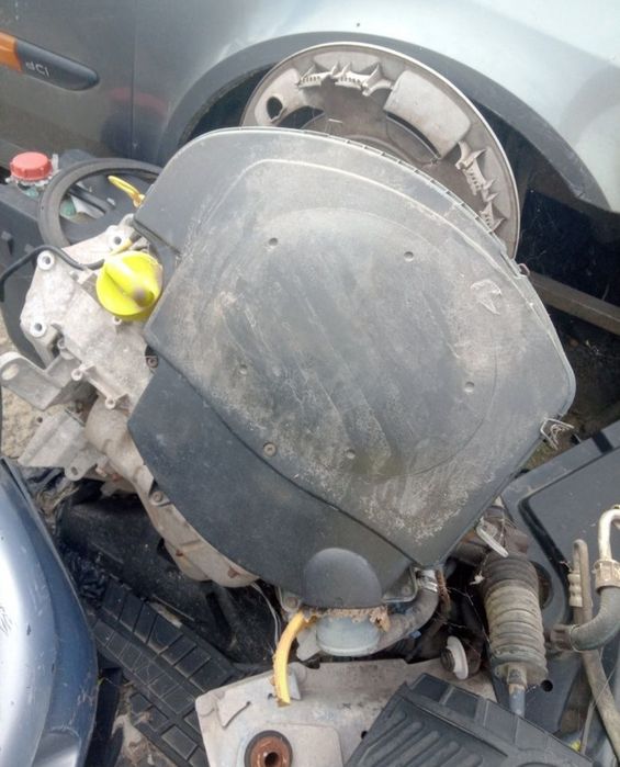 Clapeta acceleratie completa , chiulasa chiuloasa 1.4mpi Logan Clio