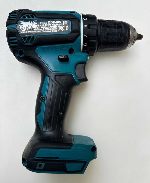 Makita DDF485 - Безчетков акумулаторен винтоверт 18V