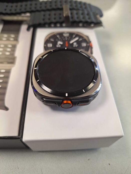 Смарт часовник Samsung Watch ultra