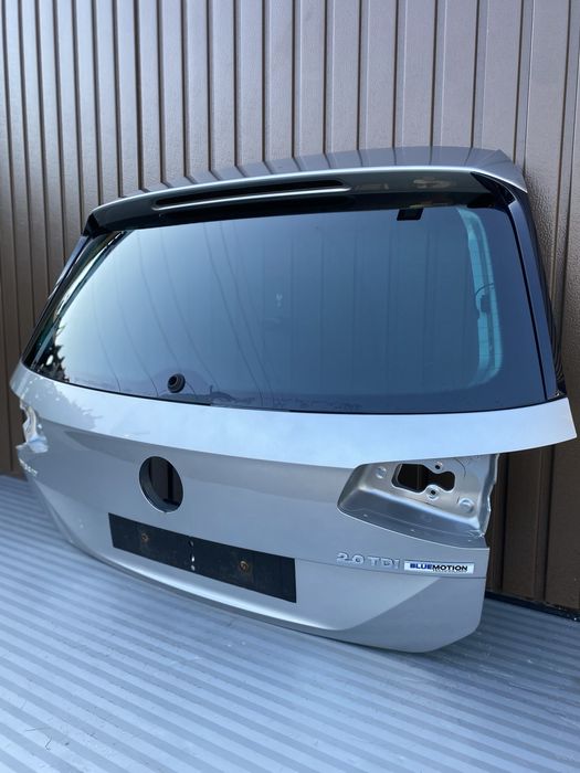 Haion vw Passat B8 cod de culoare LB7W 2015-2020