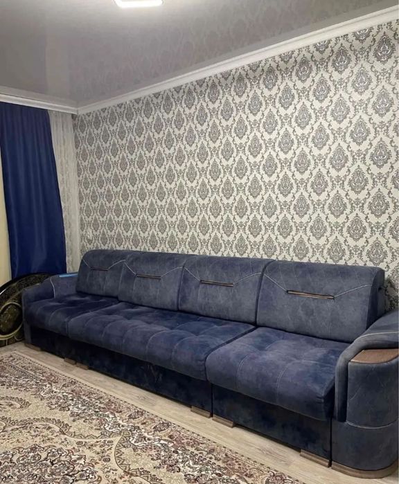 Продам диван в гостиную