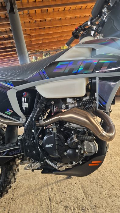 Мотоцикл shot  на  mb 300