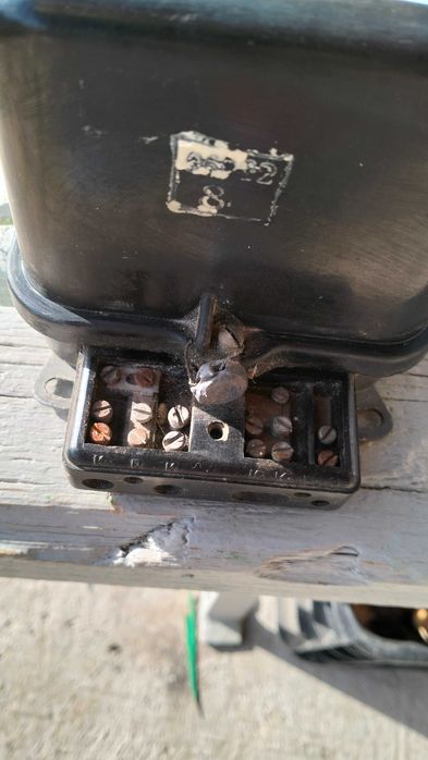 Продавам електромер