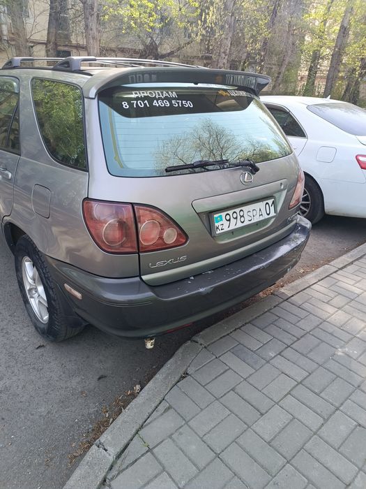 Продам авто Lexus Rx 300