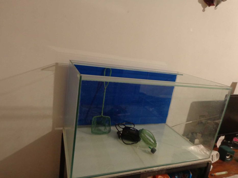 Аквариум 80 литров  Б/У