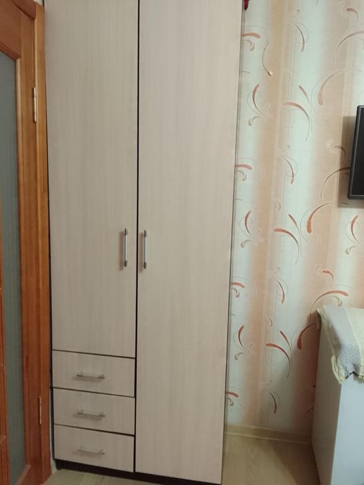 Шкаф и подставка для телевизора