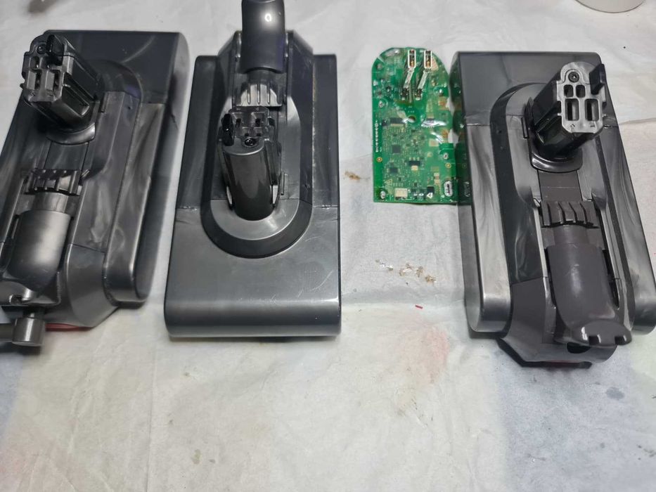 M Vând repar celule de 4,2v , bms la baterii dyson v15 sv22-17