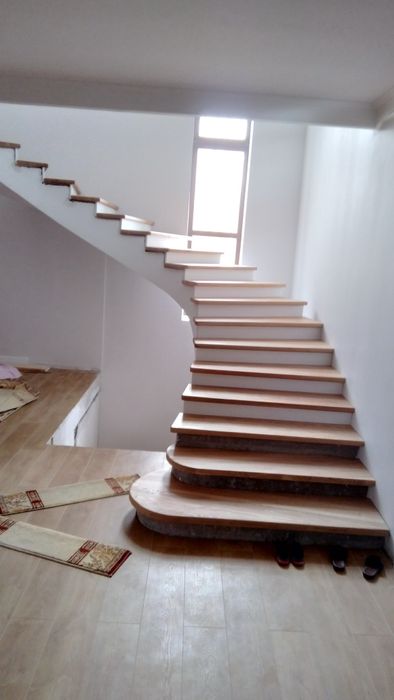 Лестницы любой сложности.