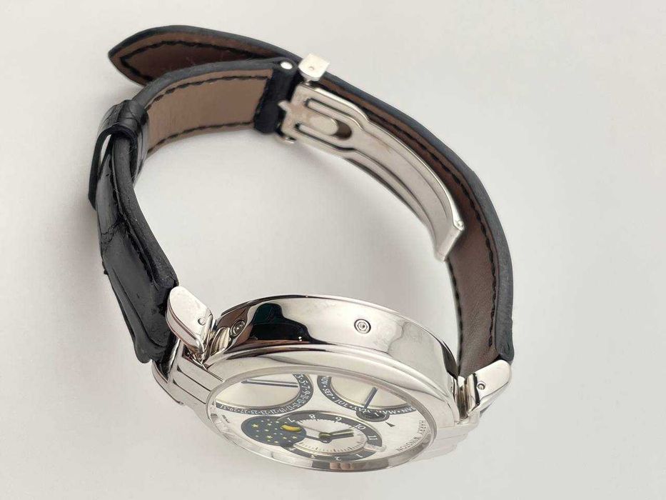 Часы Harry Winston Premier