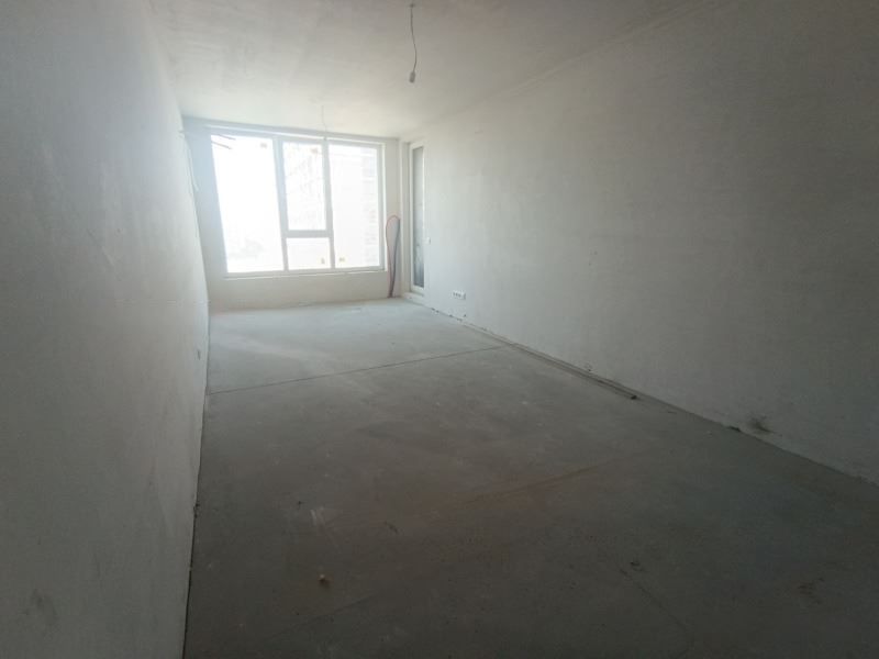 Продава се Двустаен апартамент в София, Банишора - 71 кв.м за 2550 €/кв.м - Снимка #1