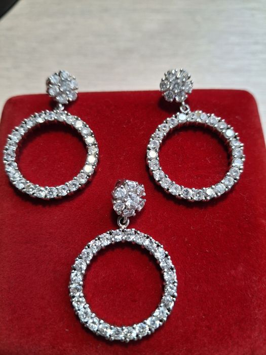 Vând set AG. Tratat cu rodiu