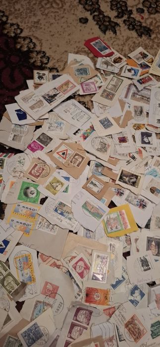 1200 пощенски марки