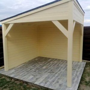 Foisor elegant pentru gradina sau curte