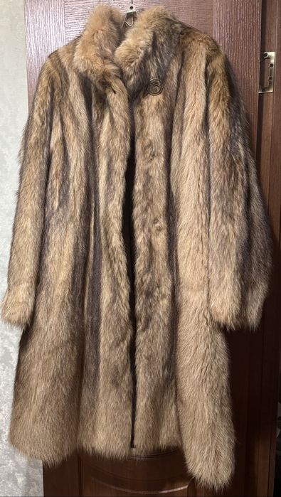 Продам шубу натуральную