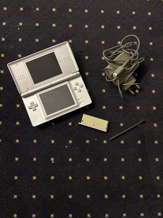 Nintendo ds lite