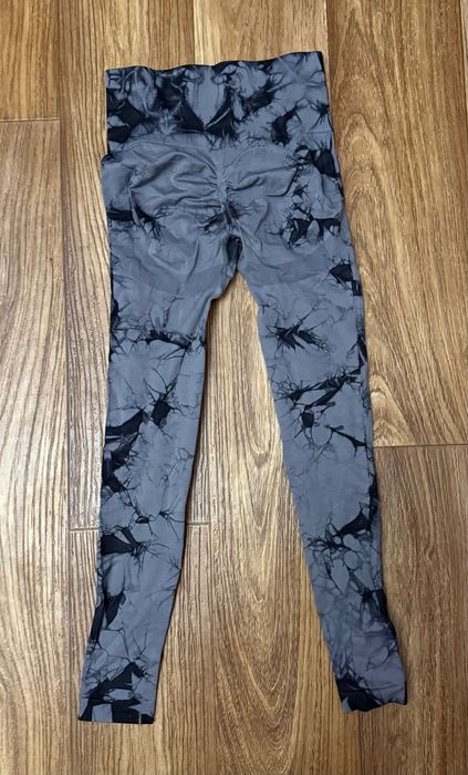 Брюки и лосины женские