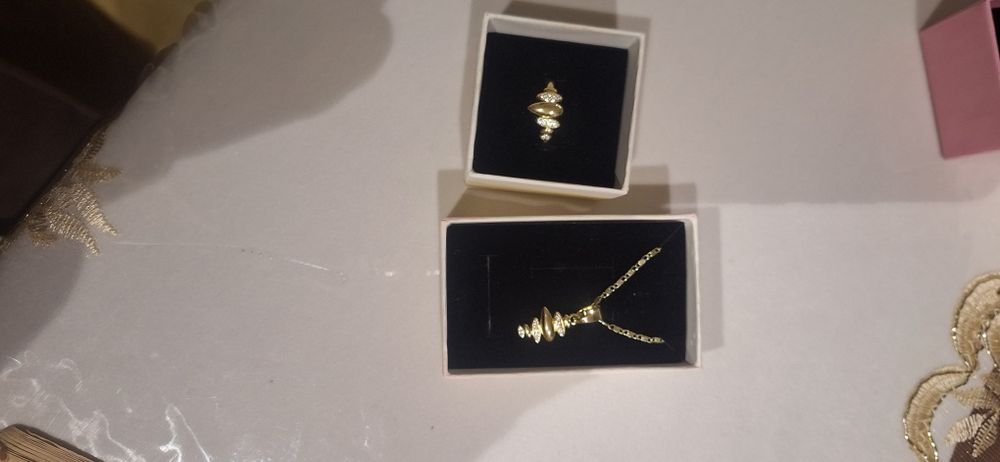 Серебро и под золочный бужы.новый