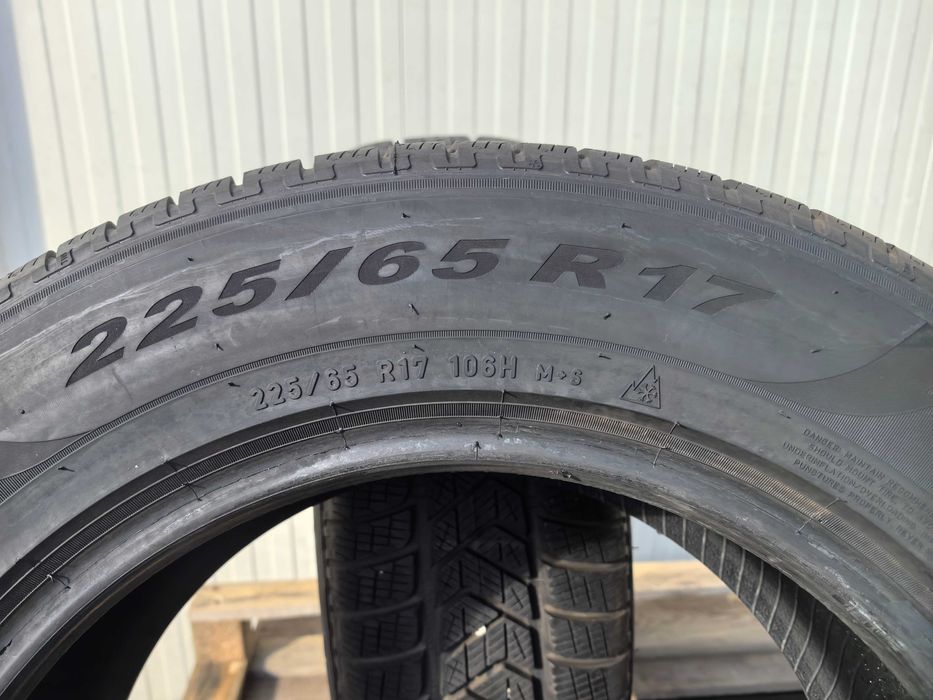 225/65/17 Пирели ДОТ 2022 г - Като нови !