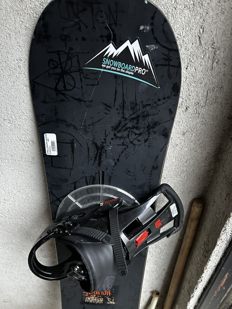 Placa snowboard burton Amplifier 154 cu legaturi Baia Mare OLX.ro