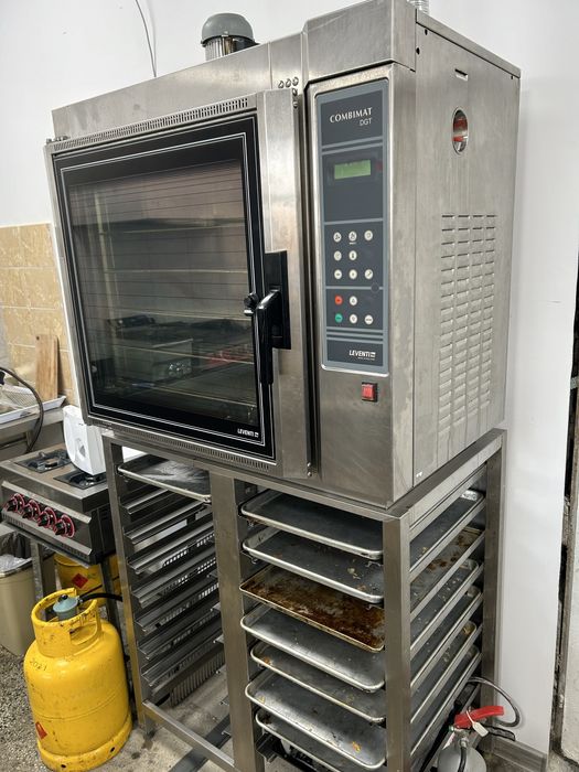 Професионален Конвектомат Leventi