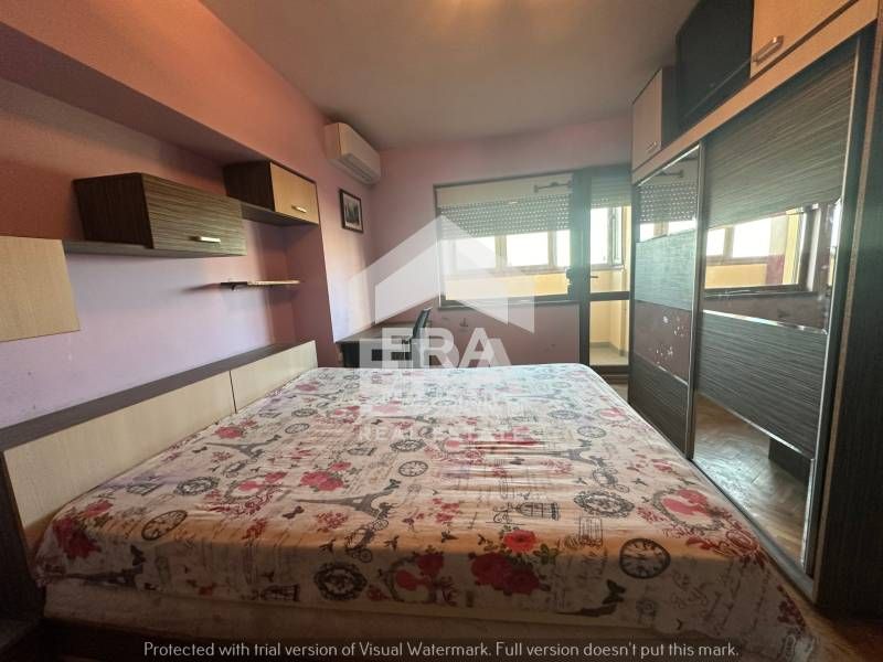 Продава се Тристаен апартамент в Русе, Център - 91 кв.м за 1687 €/кв.м - Снимка #11