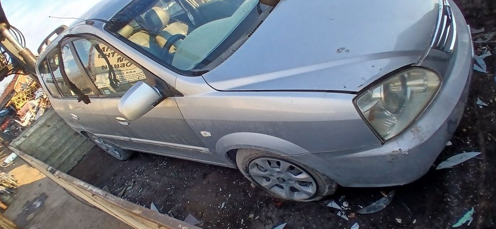 Kia carens 2.0crdi 2002