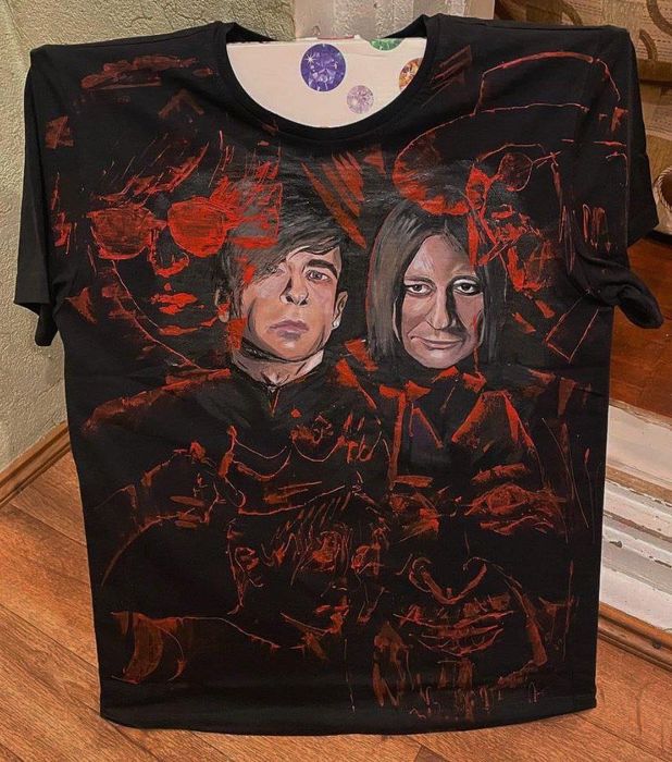 Ручная роспись на одежде