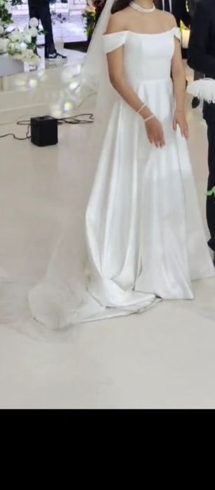 Свадебное платье,новое.Отличное качество