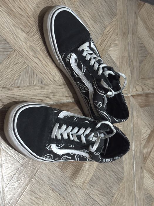 Черные кеды Vans