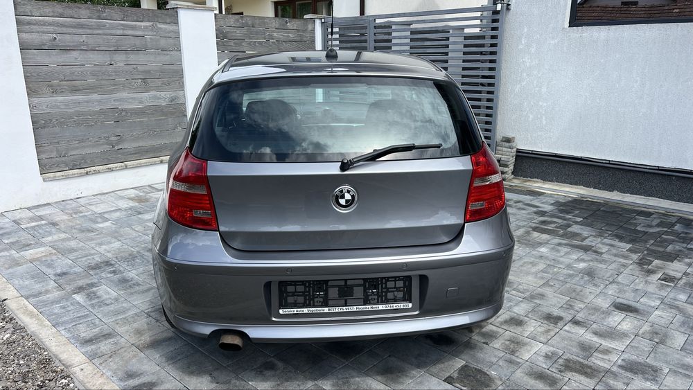 BMW 1 Series 2010 — imagine 3