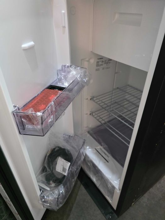 Frigider autorulota Dometic