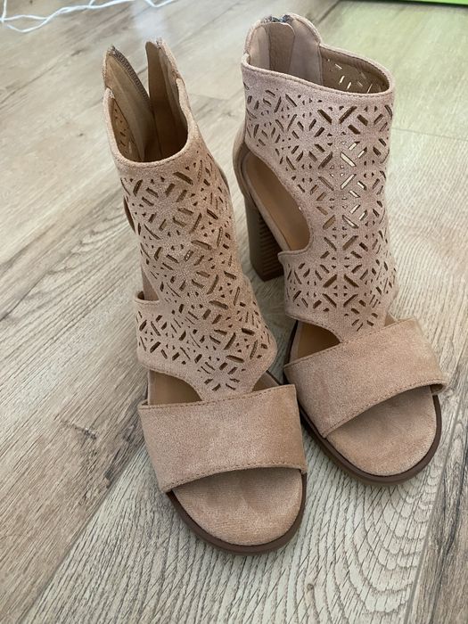 Botine de vara dama roz pudra