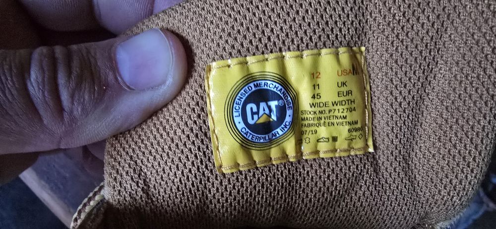 Обувки Катерпилари