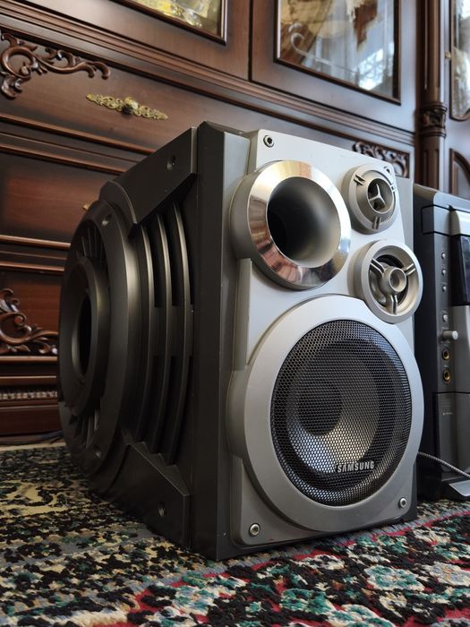 Музыкальный центр мощный