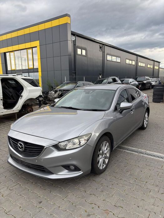 Dezmembram Mazda 6 2.2 diesel din 2015