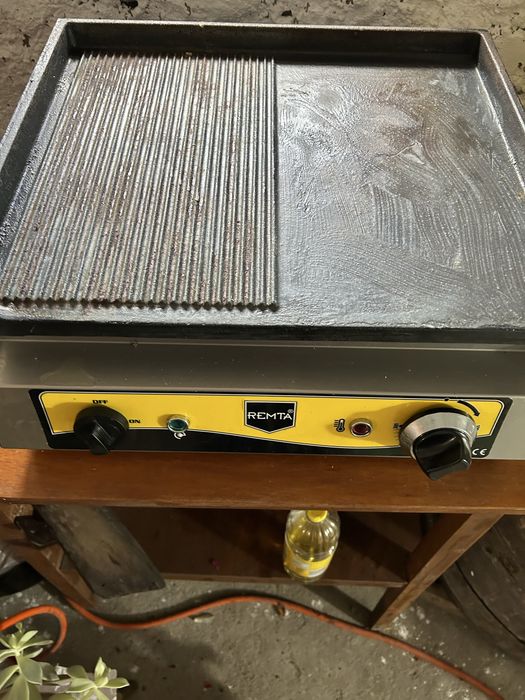 Grill gratar profesional