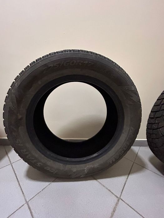 Продам зимние шины