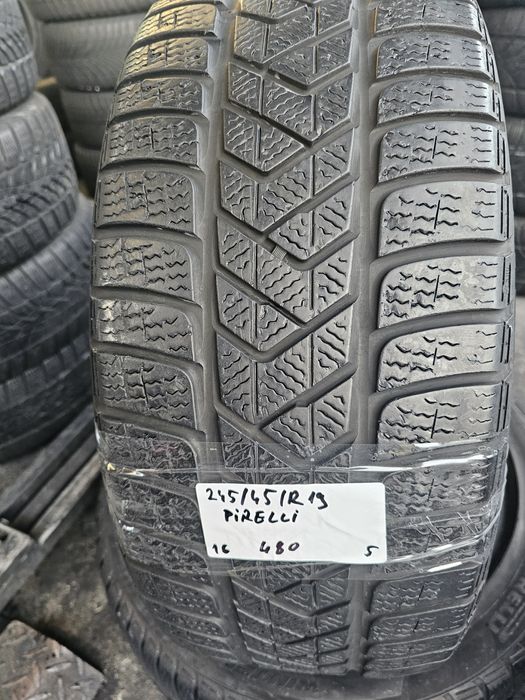 245 45 R 19 Pirelli Iarna