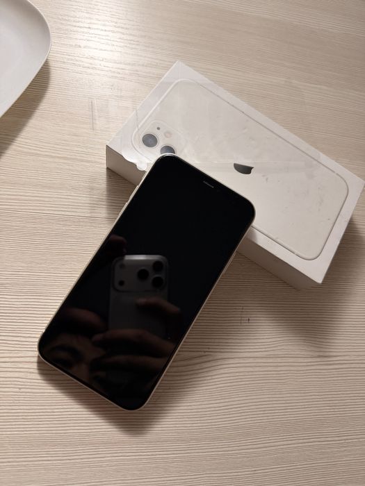 Iphone 11,коробкасы бар,ремонтта болмаған