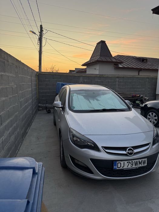 OPEL Astra 2012 — imagine 4