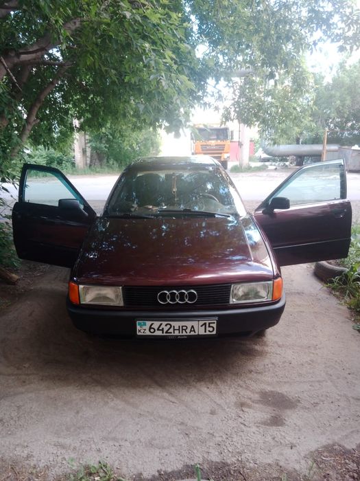 Продам  машину Ауди б3