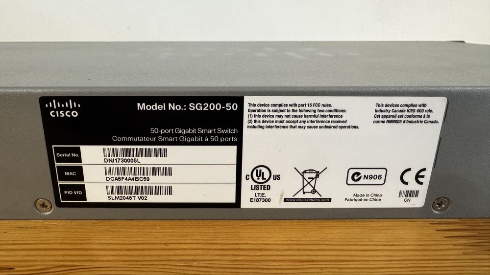 Cisco SG200-50 – 50-портов Gigabit Smart Switch